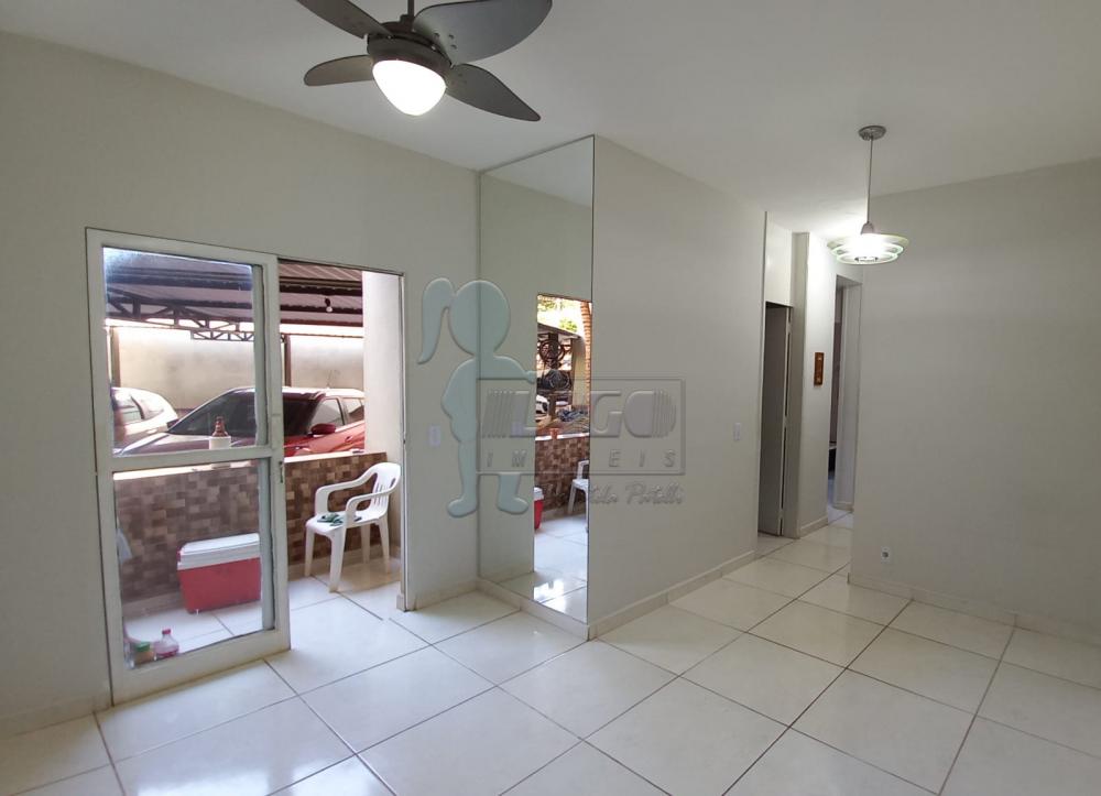 Alugar Apartamentos / Padrão em Ribeirão Preto R$ 1.700,00 - Foto 1