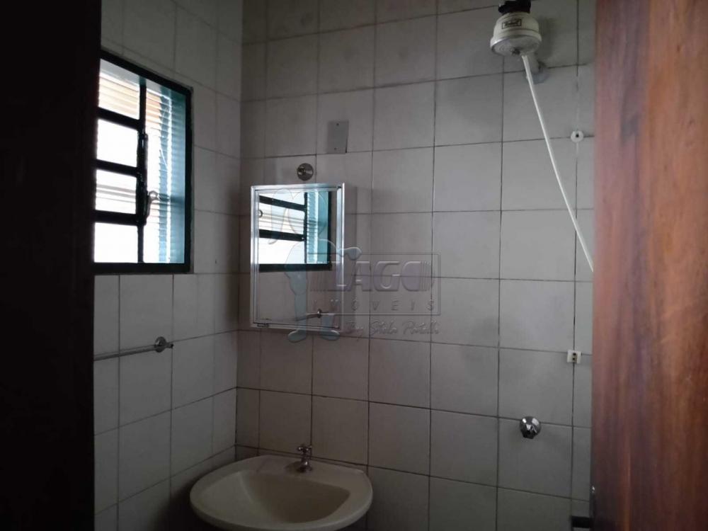 Alugar Casas / Padrão em Ribeirão Preto R$ 1.600,00 - Foto 8