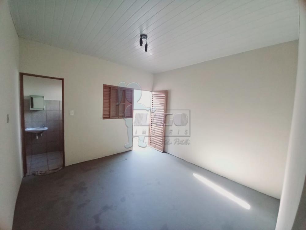 Alugar Casas / Padrão em Ribeirão Preto R$ 800,00 - Foto 7