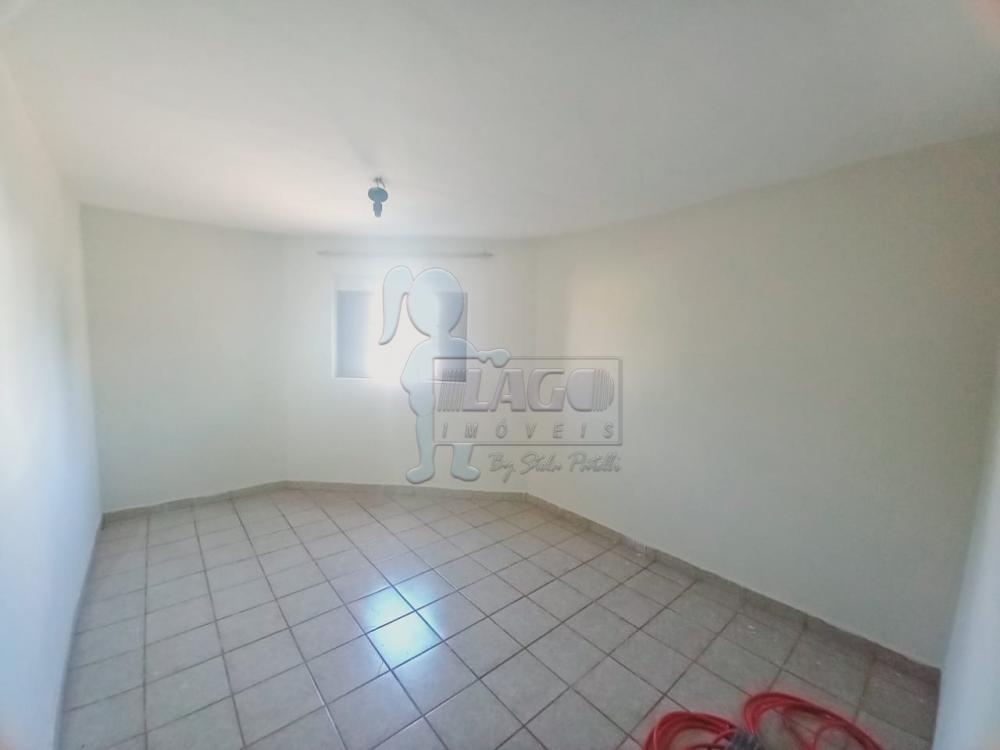 Alugar Casas / Padrão em Ribeirão Preto R$ 800,00 - Foto 6