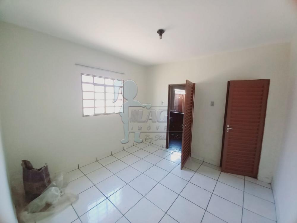 Alugar Casas / Padrão em Ribeirão Preto R$ 800,00 - Foto 10