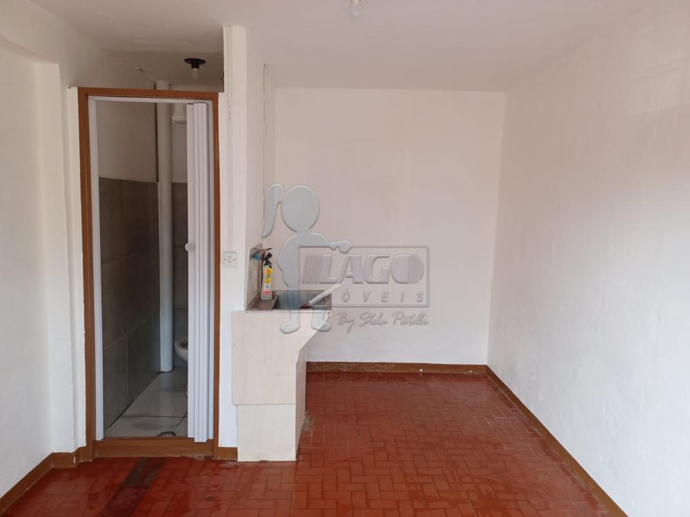 Alugar Comercial / Casa Comercial em Ribeirão Preto R$ 450,00 - Foto 4