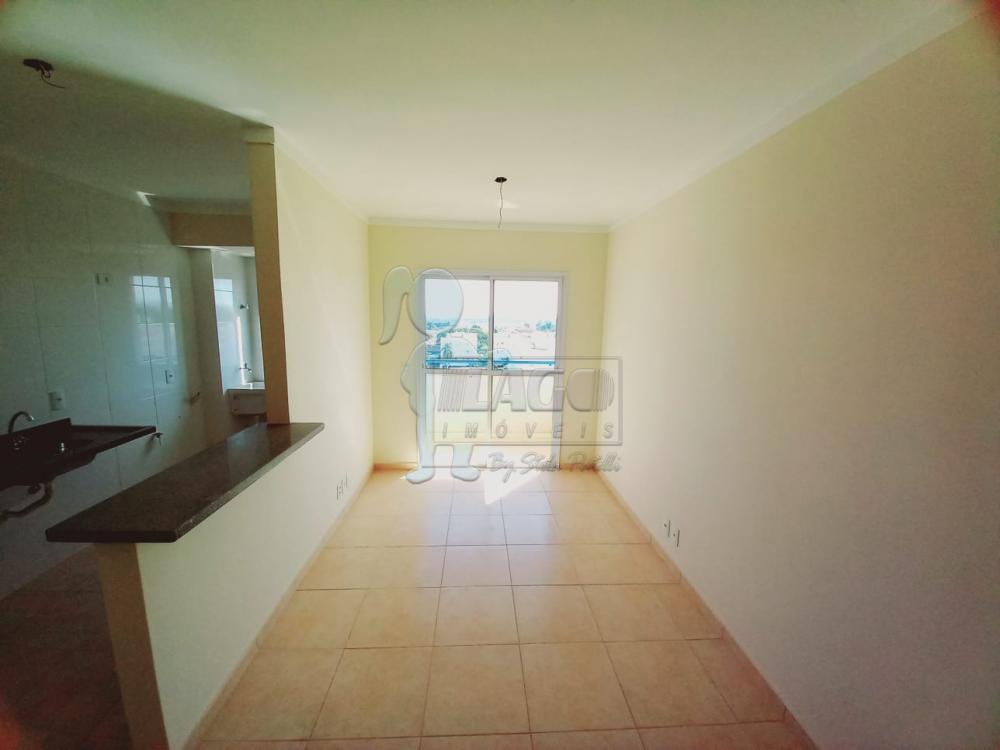 Alugar Apartamentos / Padrão em Ribeirão Preto R$ 900,00 - Foto 1