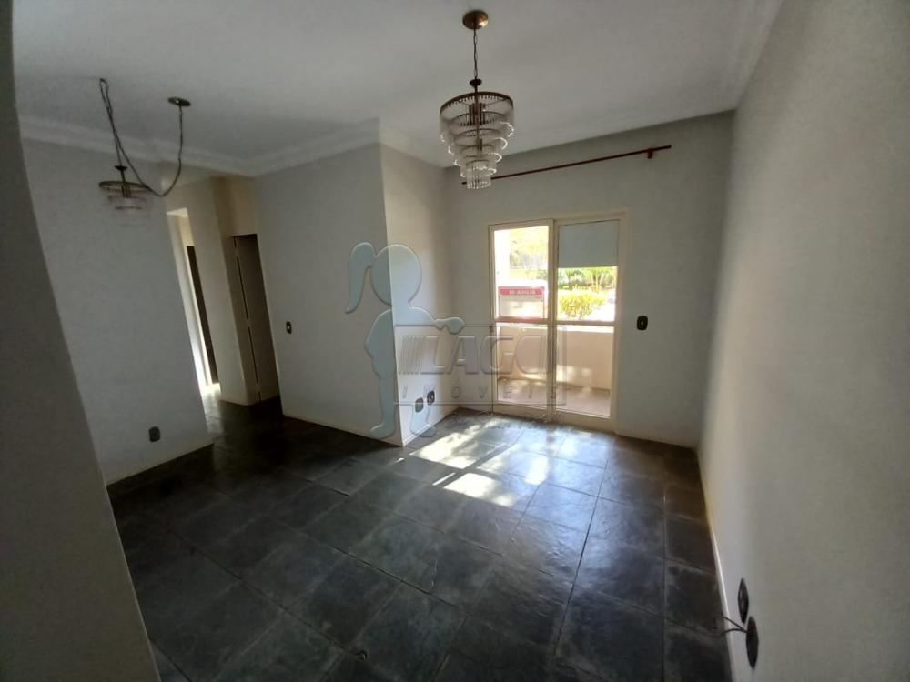 Alugar Apartamentos / Padrão em Ribeirão Preto R$ 750,00 - Foto 1