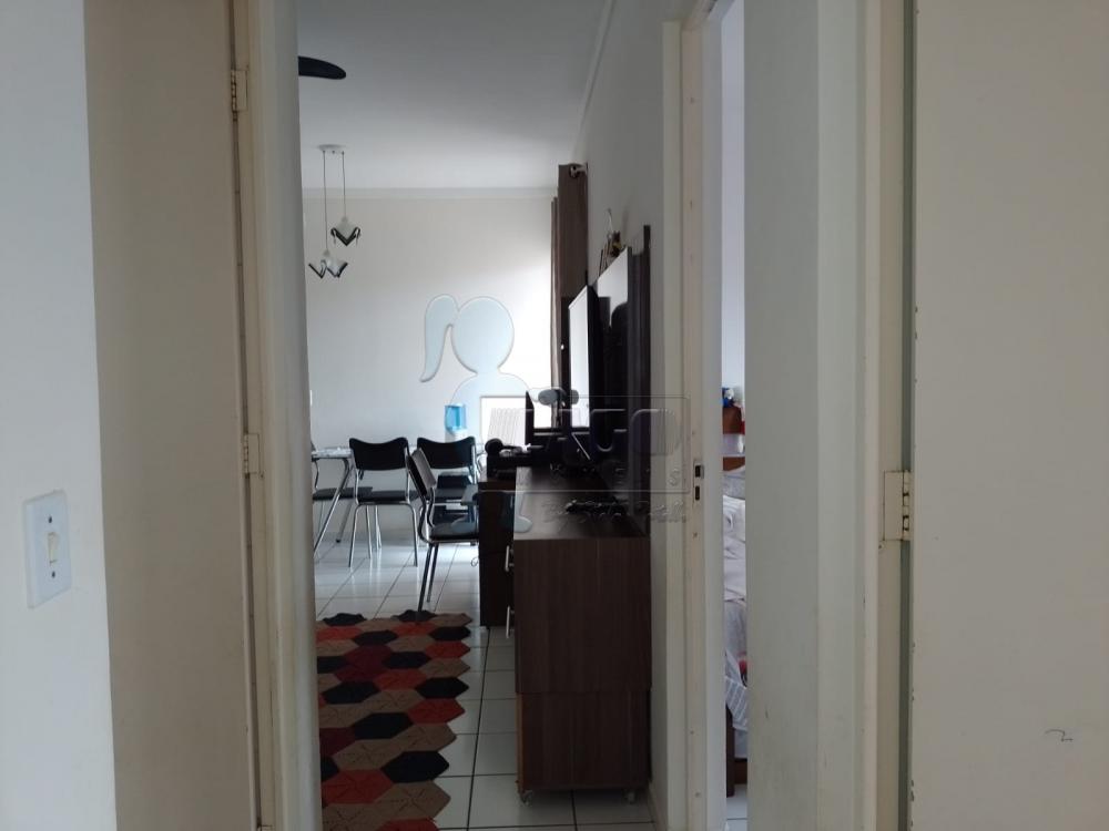 Comprar Apartamentos / Padrão em Ribeirão Preto R$ 140.000,00 - Foto 5