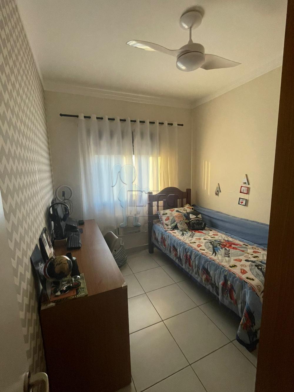 Alugar Apartamentos / Padrão em Ribeirão Preto R$ 1.150,00 - Foto 6