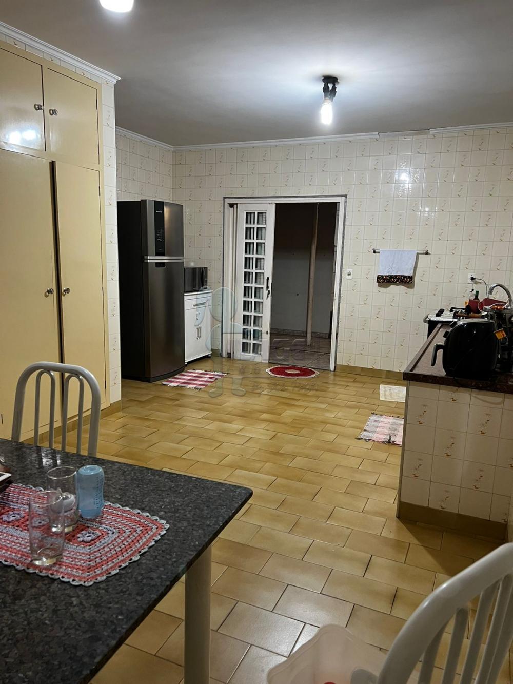 Comprar Casas / Padrão em Ribeirão Preto R$ 550.000,00 - Foto 3