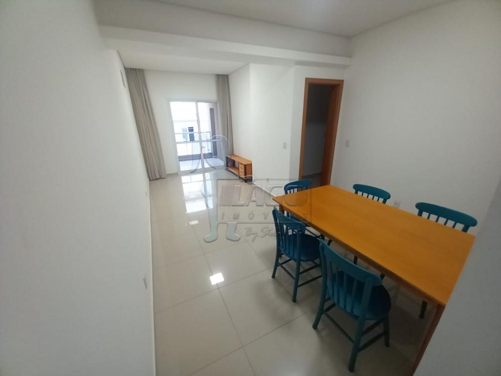 Alugar Apartamentos / Padrão em Ribeirão Preto R$ 1.600,00 - Foto 1