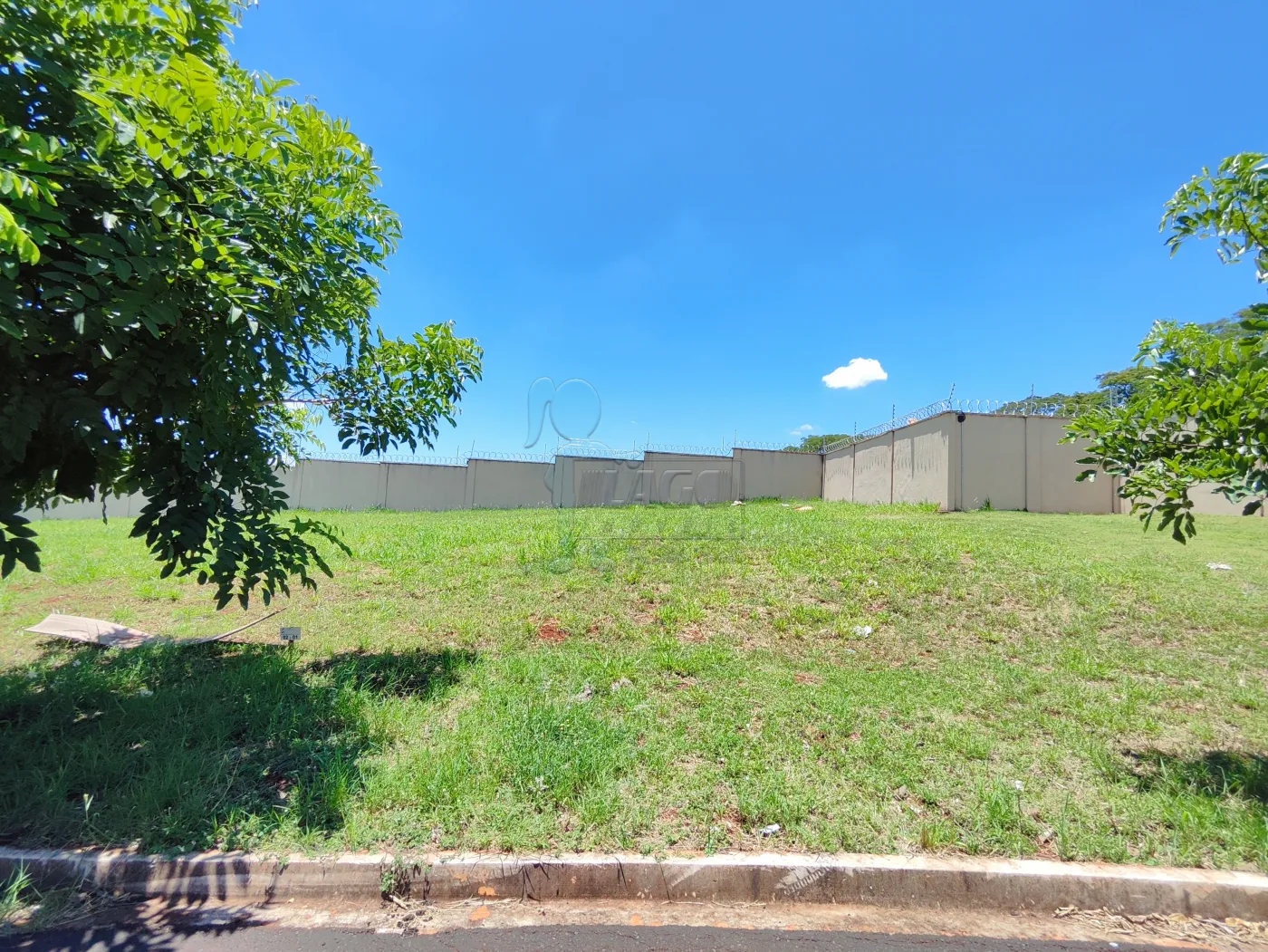 Comprar Terrenos / Condomínio em Ribeirão Preto R$ 215.000,00 - Foto 2