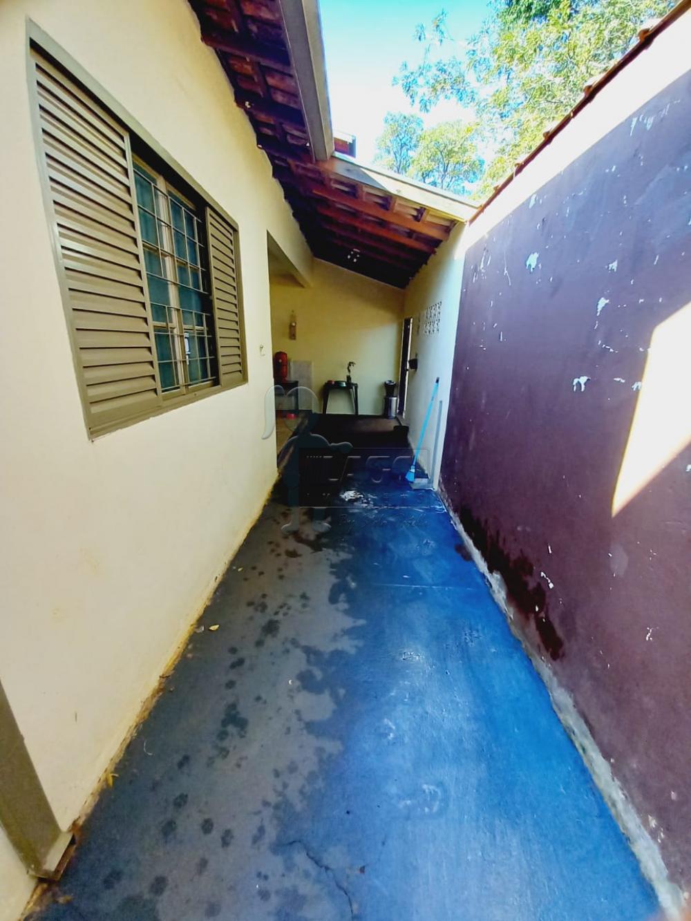 Alugar Casas / Padrão em Ribeirão Preto R$ 1.900,00 - Foto 13