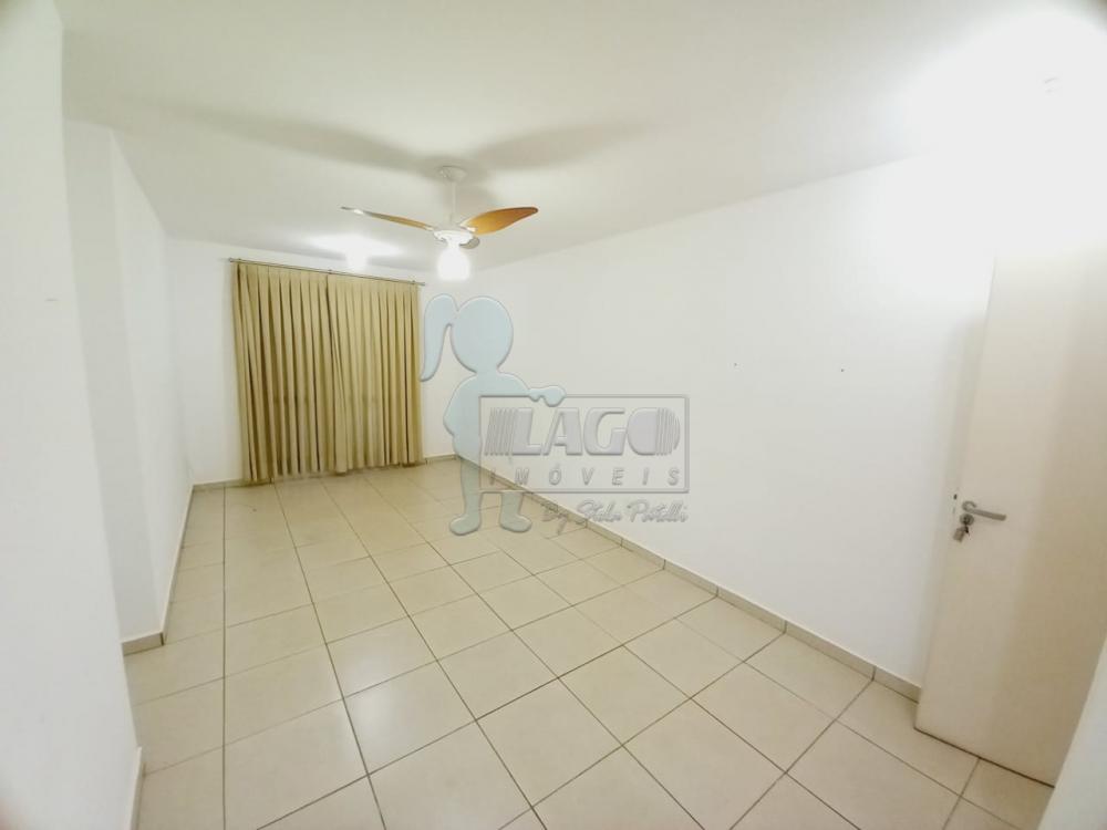 Alugar Apartamentos / Padrão em Ribeirão Preto R$ 1.000,00 - Foto 1