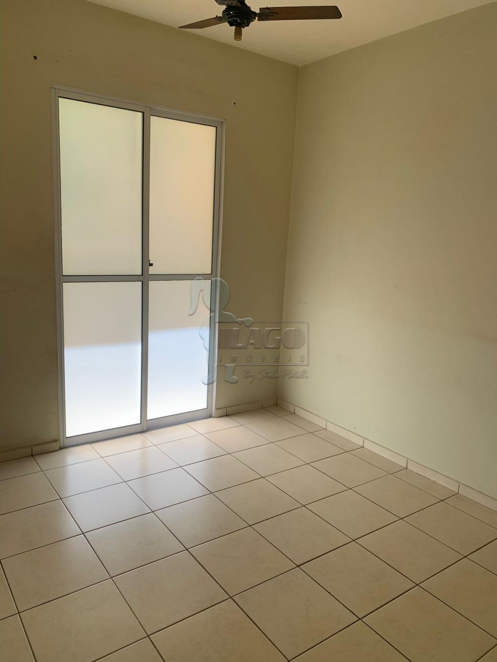 Alugar Apartamentos / Padrão em Ribeirão Preto R$ 670,00 - Foto 1