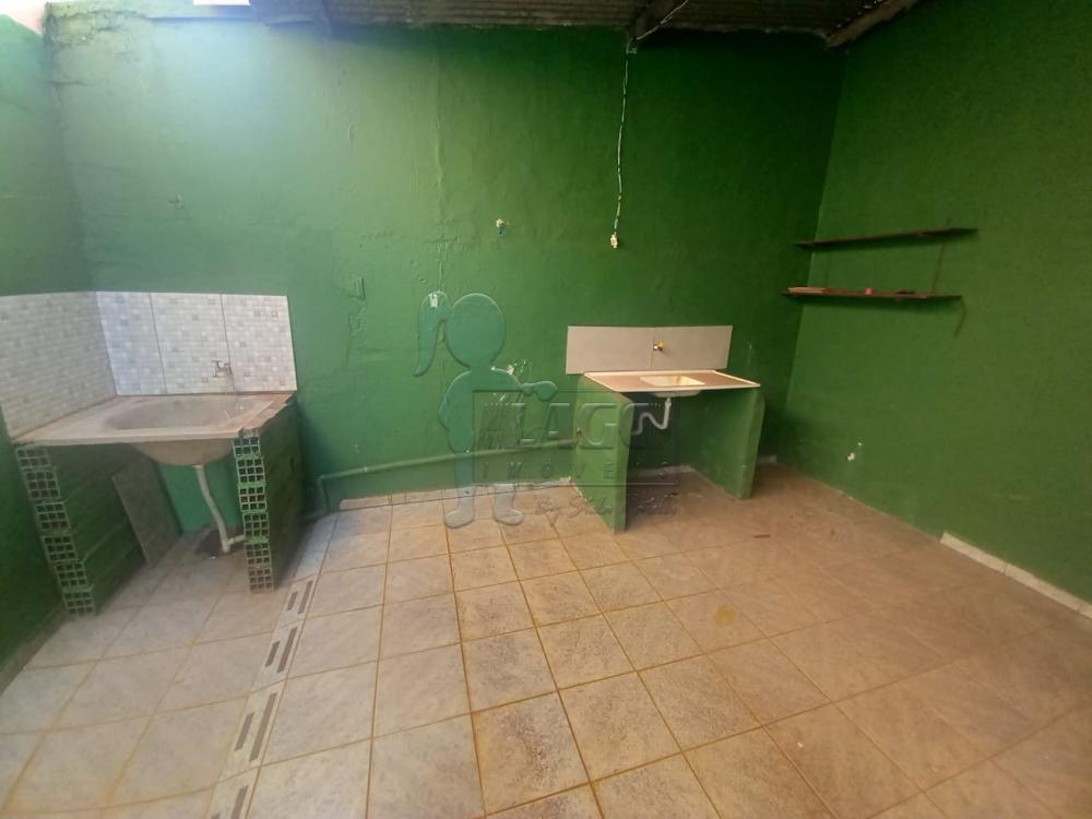 Alugar Casas / Padrão em Ribeirão Preto R$ 950,00 - Foto 7