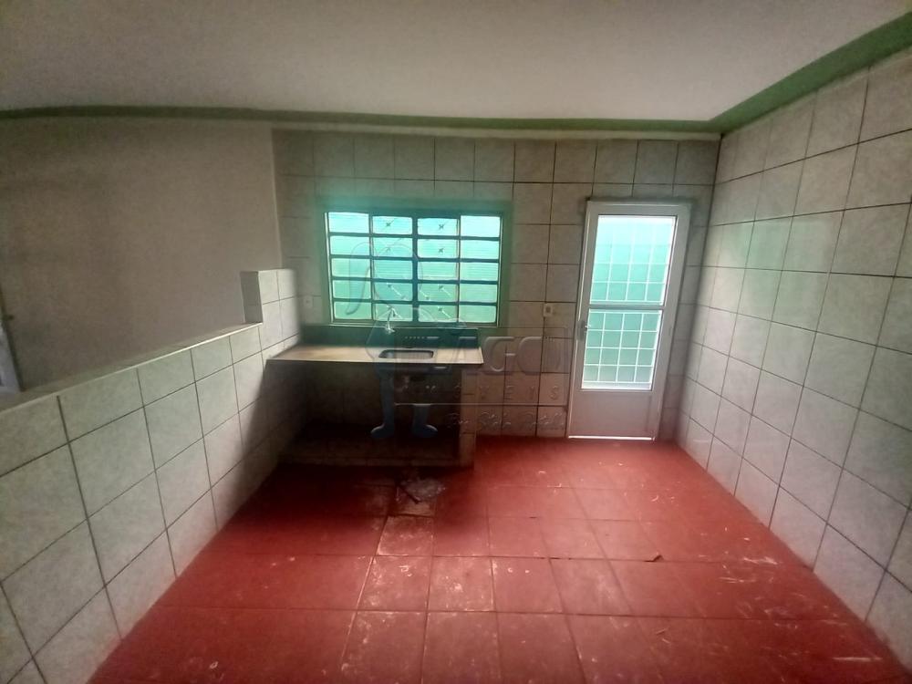 Alugar Casas / Padrão em Ribeirão Preto R$ 950,00 - Foto 3