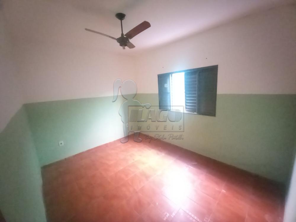 Alugar Casas / Padrão em Ribeirão Preto R$ 950,00 - Foto 5