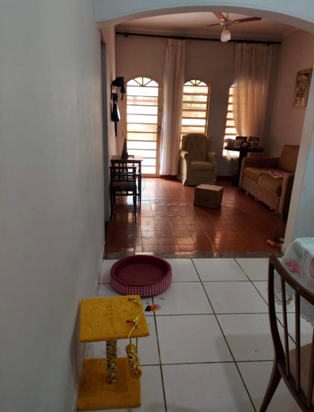 Comprar Casas / Padrão em Ribeirão Preto R$ 255.000,00 - Foto 1