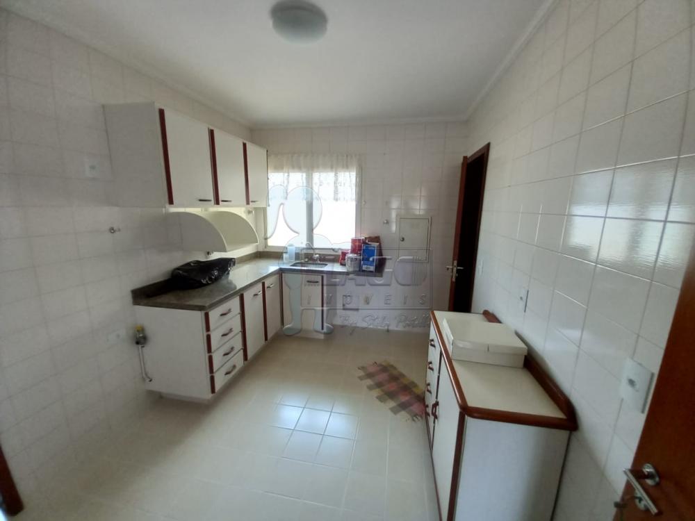 Alugar Apartamentos / Padrão em Ribeirão Preto R$ 1.400,00 - Foto 5