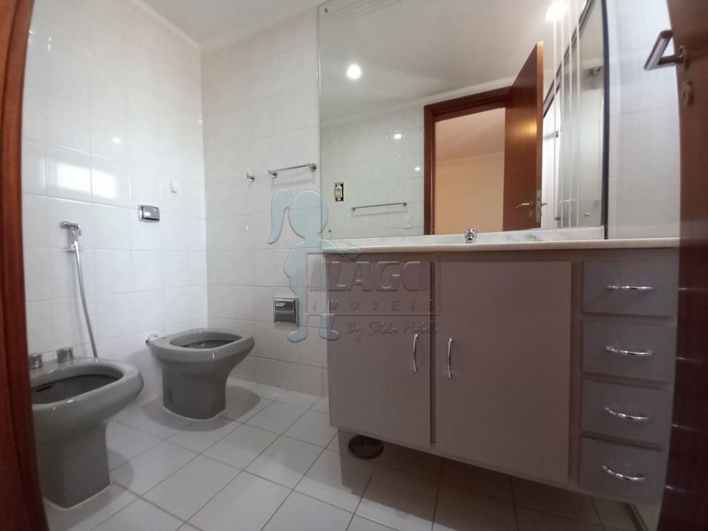 Alugar Apartamentos / Padrão em Ribeirão Preto R$ 1.400,00 - Foto 17