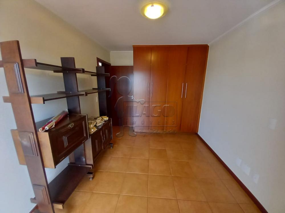 Alugar Apartamentos / Padrão em Ribeirão Preto R$ 1.400,00 - Foto 16