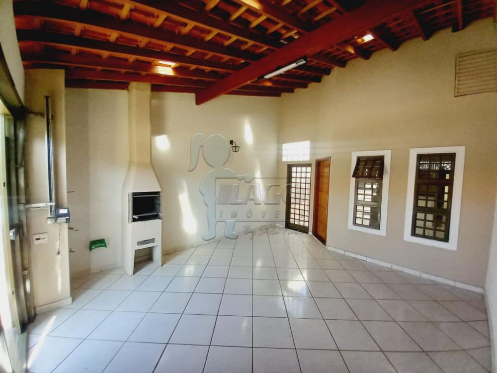 Alugar Casas / Padrão em Ribeirão Preto R$ 1.300,00 - Foto 2