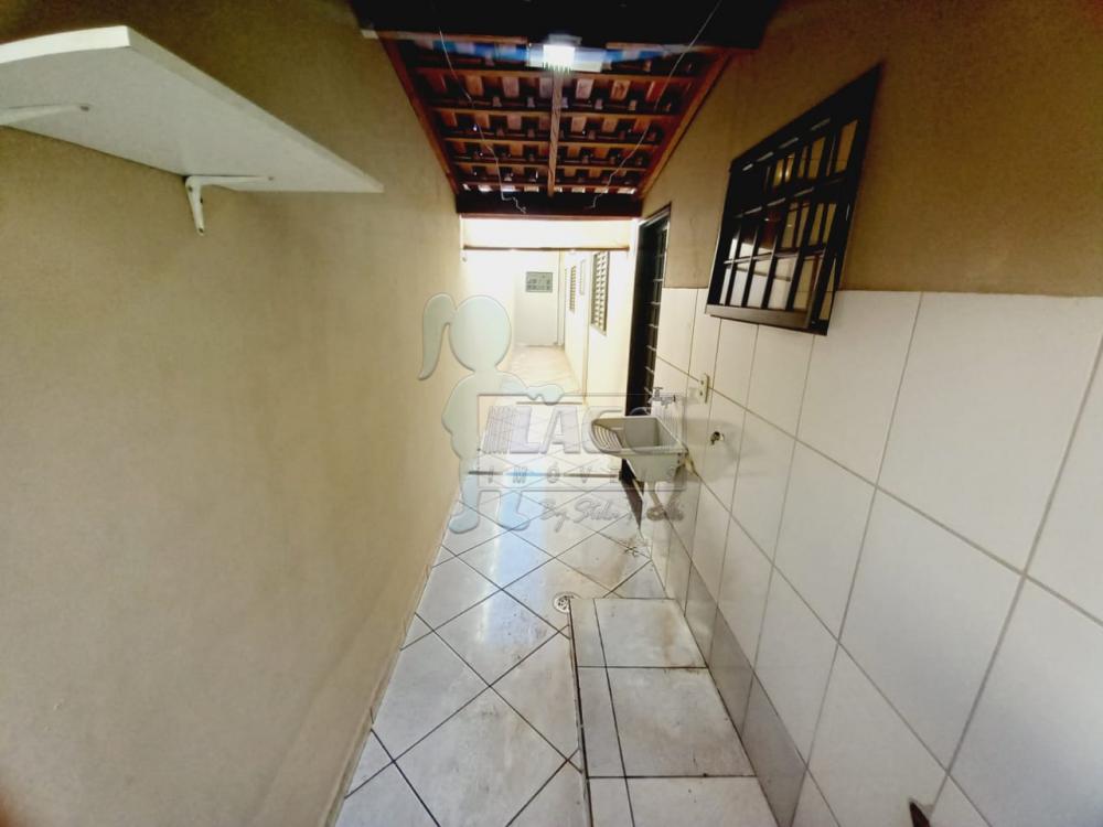 Alugar Casas / Padrão em Ribeirão Preto R$ 1.300,00 - Foto 9