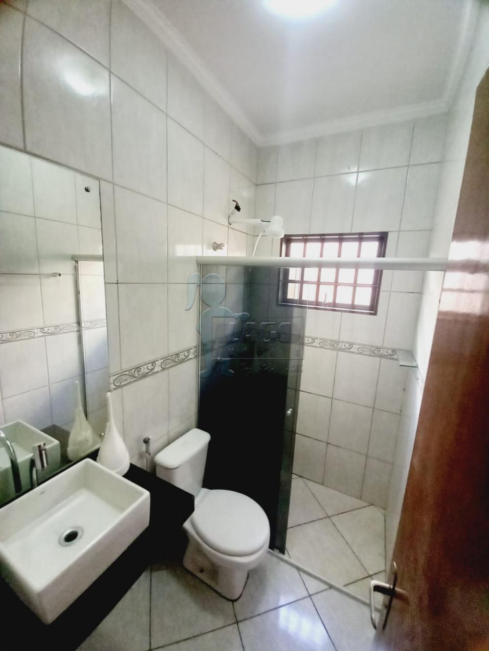 Alugar Casas / Padrão em Ribeirão Preto R$ 1.300,00 - Foto 14