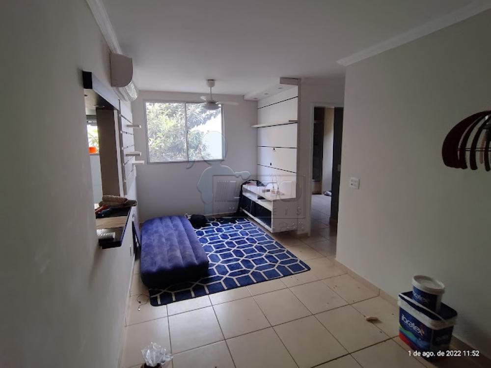 Alugar Apartamentos / Padrão em Ribeirão Preto R$ 800,00 - Foto 2