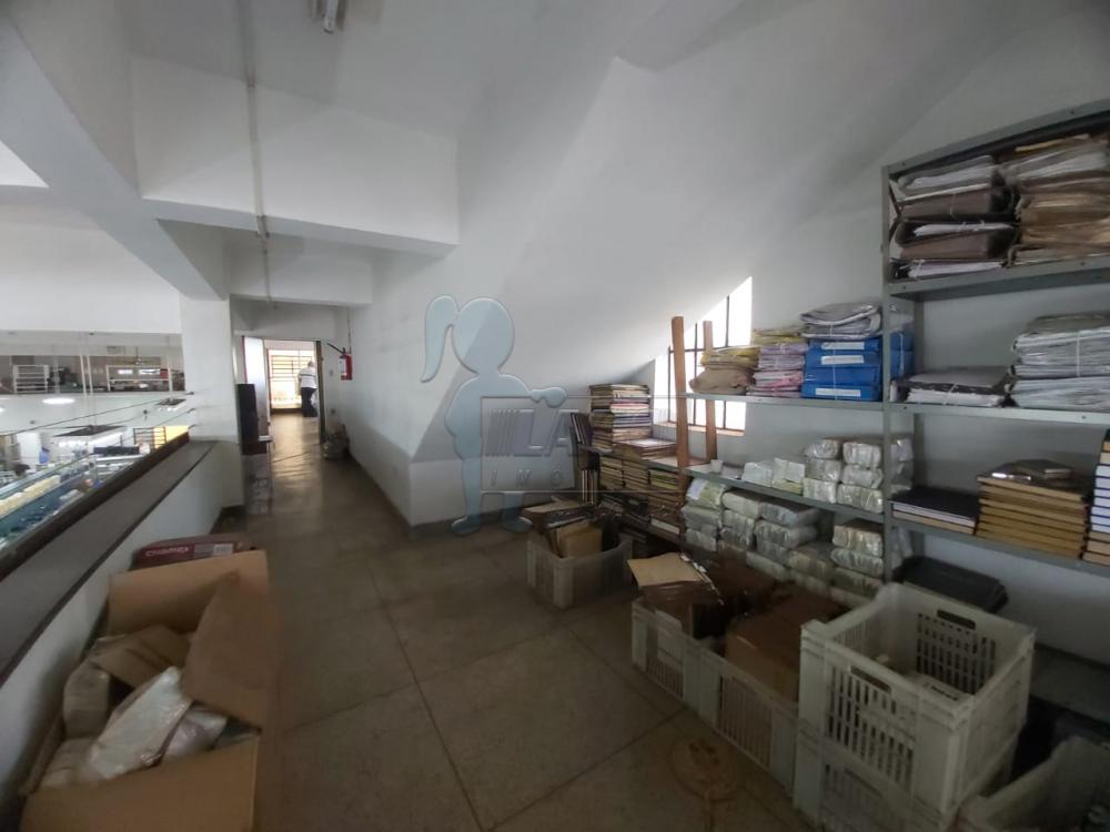 Alugar Comercial / Salão/Galpão em Ribeirão Preto R$ 30.000,00 - Foto 32