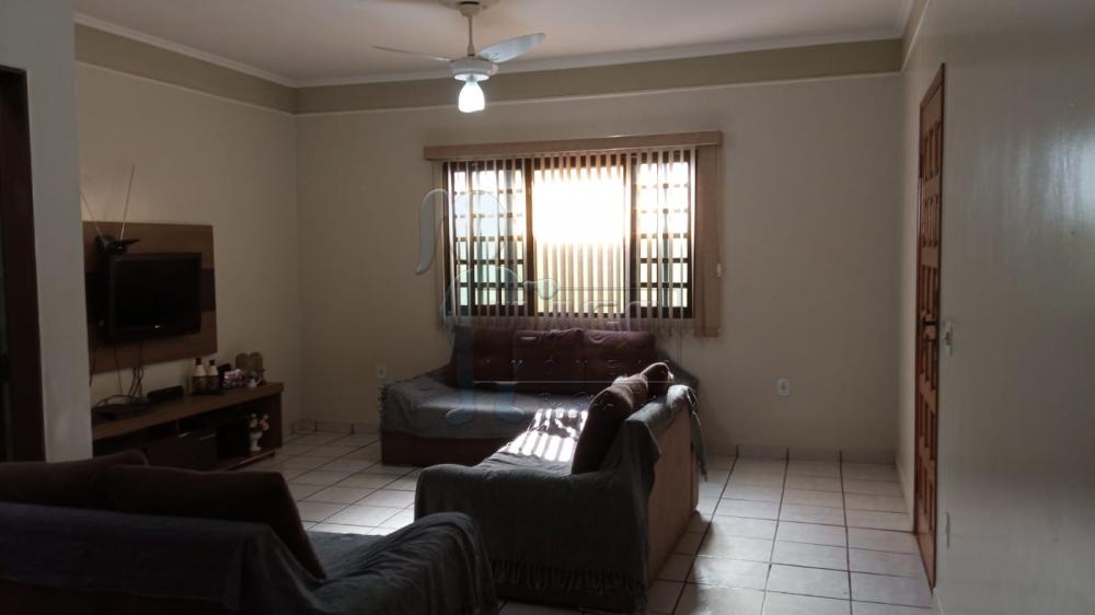 Comprar Casas / Padrão em Ribeirão Preto R$ 350.000,00 - Foto 2