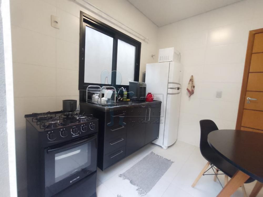 Comprar Casas / Padrão em Ribeirão Preto R$ 700.000,00 - Foto 4