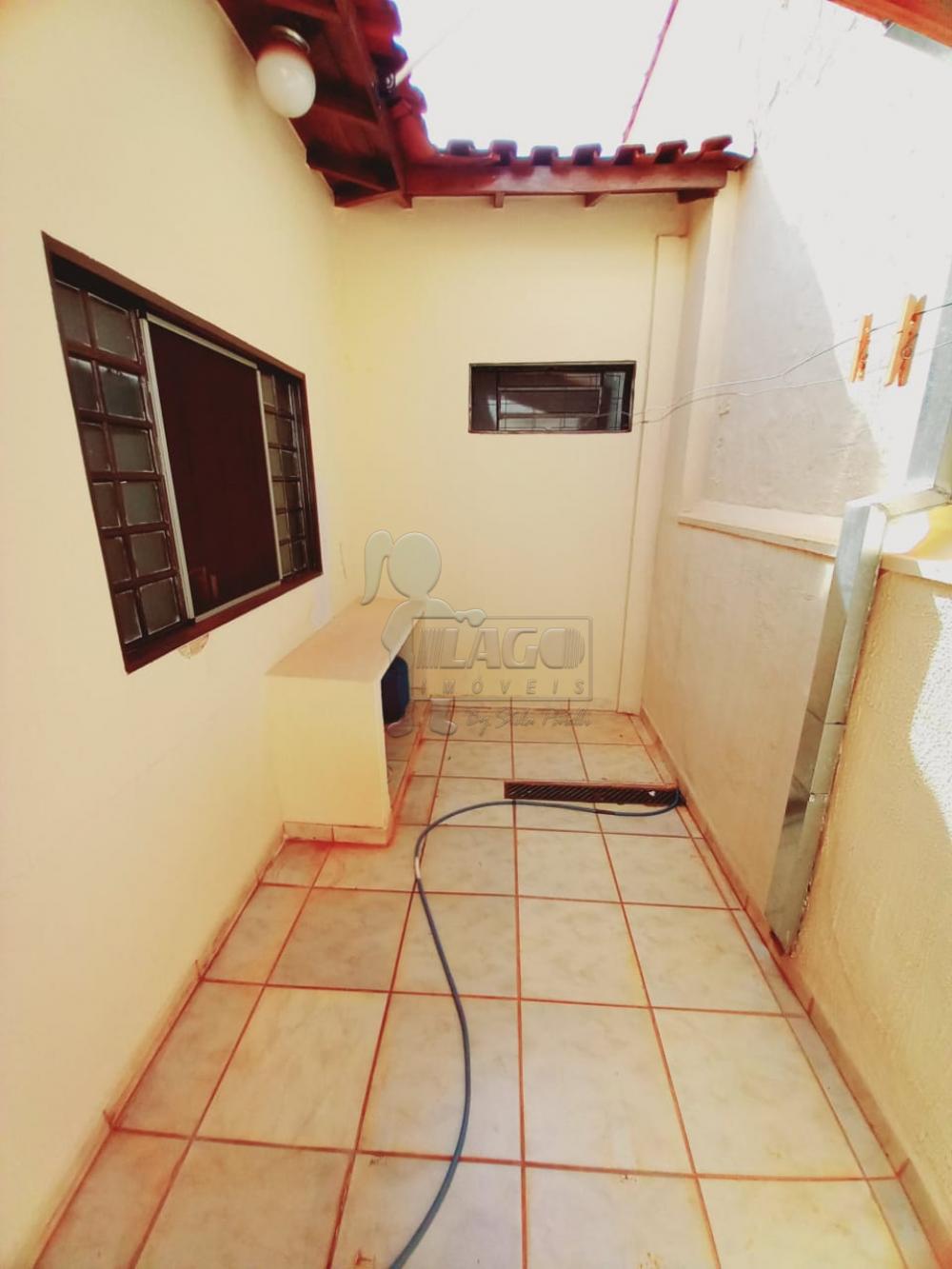 Alugar Casas / Padrão em Ribeirão Preto R$ 1.750,00 - Foto 15