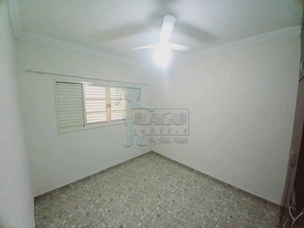 Alugar Casas / Padrão em Ribeirão Preto R$ 2.000,00 - Foto 11