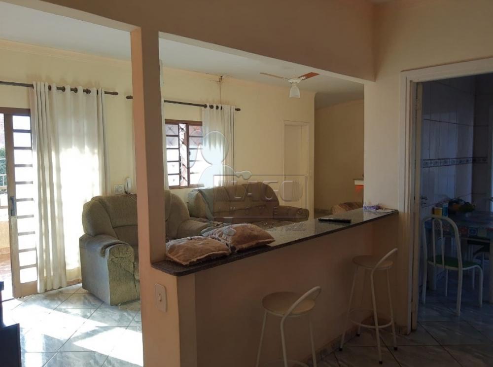 Comprar Casas / Padrão em Ribeirão Preto R$ 900.000,00 - Foto 2