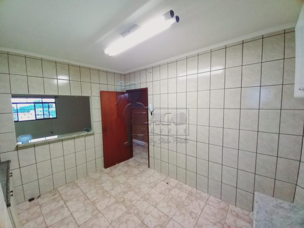 Alugar Apartamentos / Padrão em Ribeirão Preto R$ 1.300,00 - Foto 5