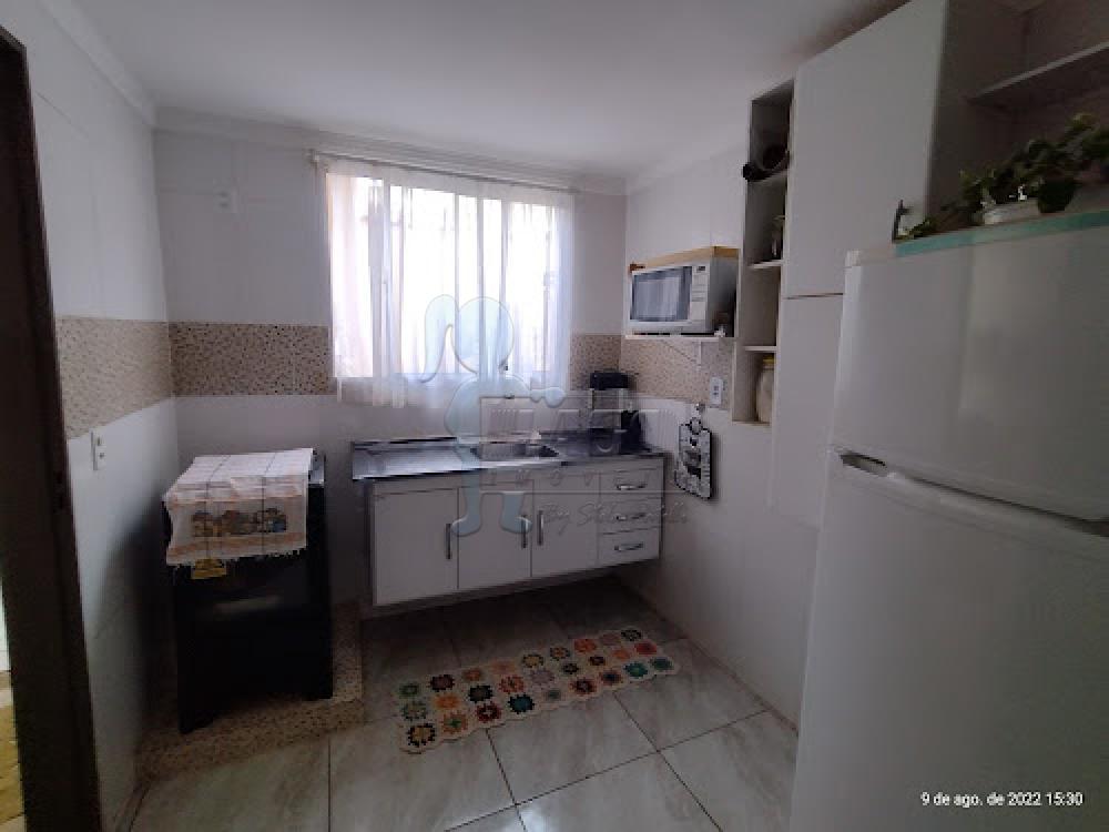 Alugar Casas / Padrão em Ribeirão Preto R$ 1.200,00 - Foto 17