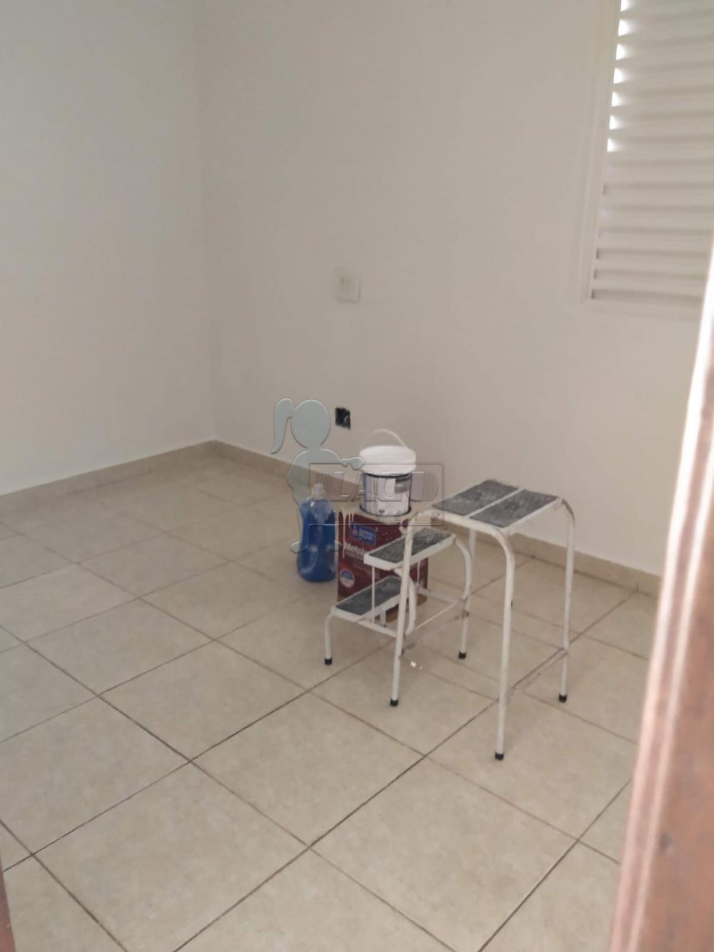 Comprar Casas / Padrão em Ribeirão Preto R$ 287.000,00 - Foto 3