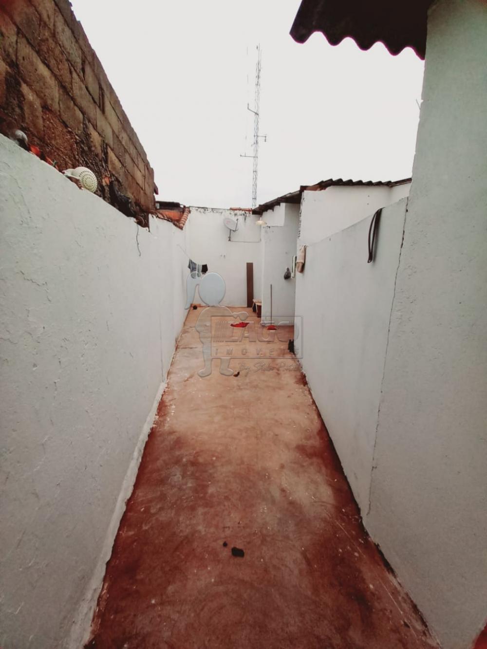 Alugar Casas / Padrão em Ribeirão Preto R$ 700,00 - Foto 12