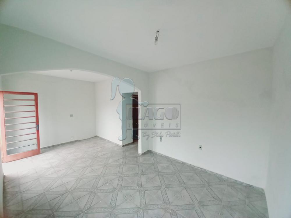 Alugar Casas / Padrão em Ribeirão Preto R$ 700,00 - Foto 2