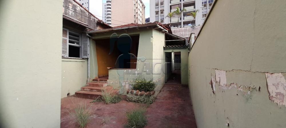 Comprar Casas / Padrão em Ribeirão Preto R$ 850.000,00 - Foto 1