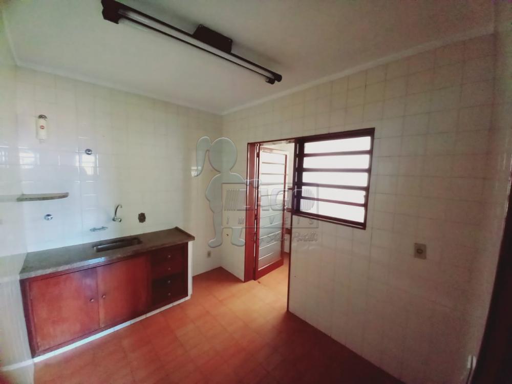 Alugar Apartamentos / Padrão em Ribeirão Preto R$ 780,00 - Foto 3