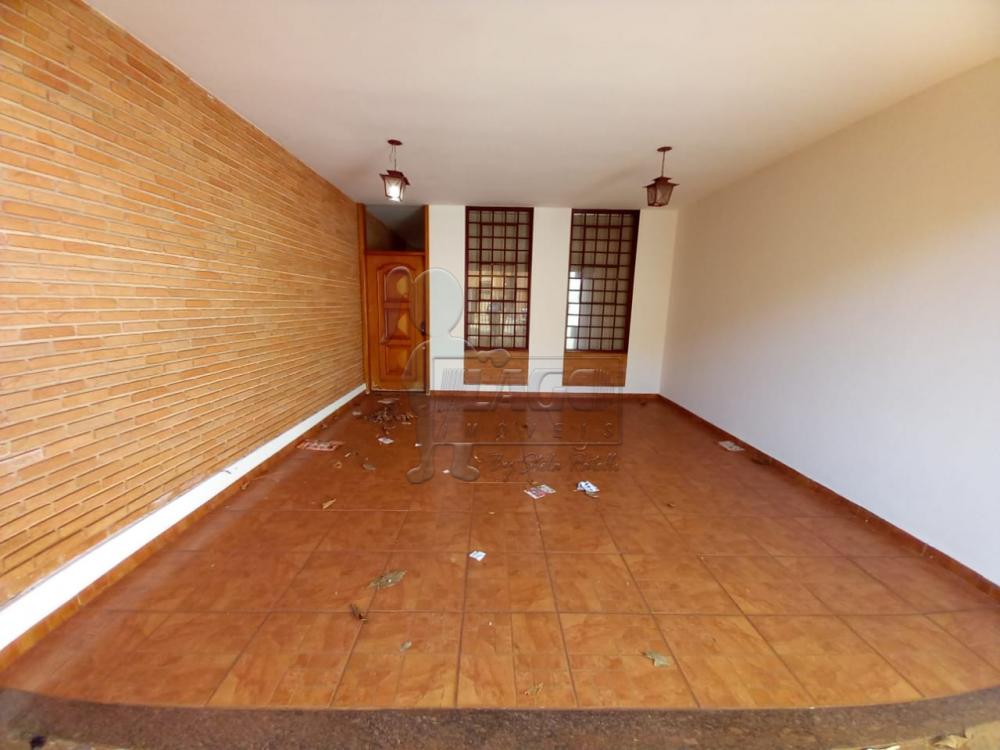 Alugar Casas / Padrão em Ribeirão Preto R$ 3.900,00 - Foto 1