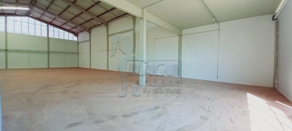 Alugar Comercial / Salão/Galpão/Armazém em Cravinhos R$ 15.750,00 - Foto 6