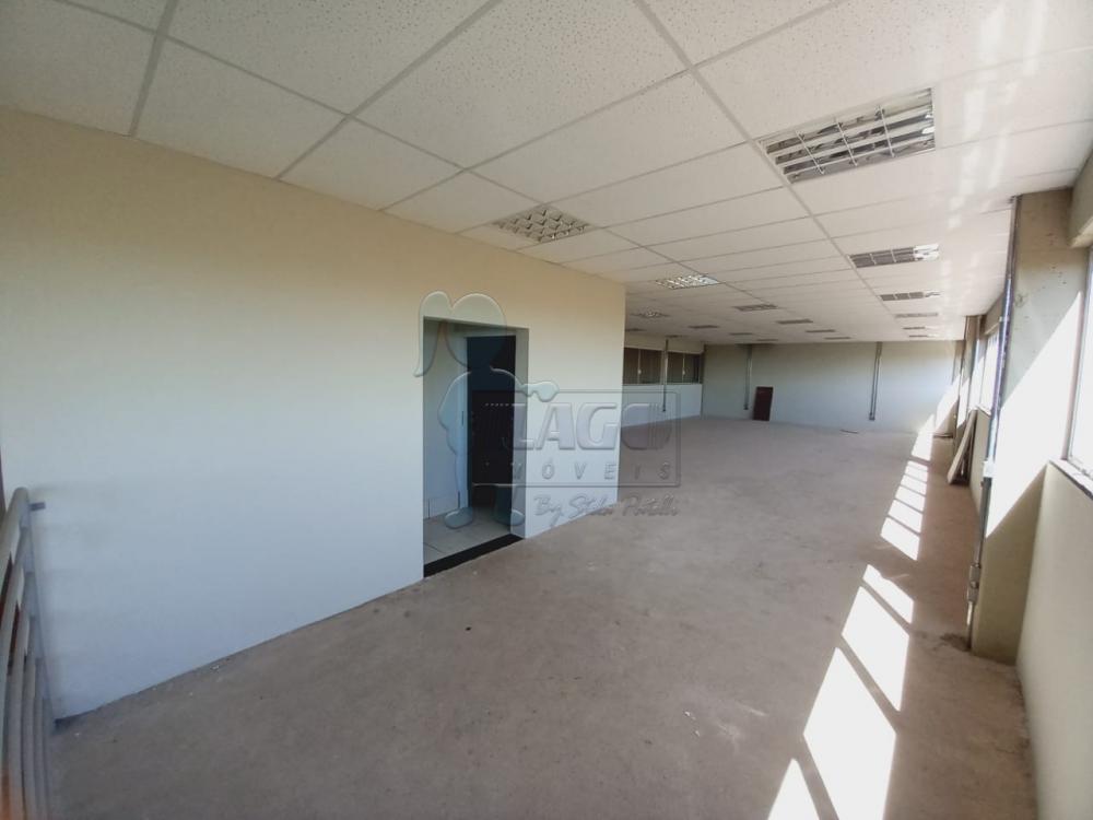 Alugar Comercial / Salão/Galpão/Armazém em Cravinhos R$ 15.750,00 - Foto 22