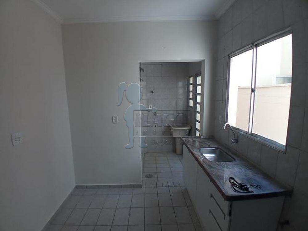 Alugar Apartamento / Padrão em Ribeirão Preto R$ 1.200,00 - Foto 3