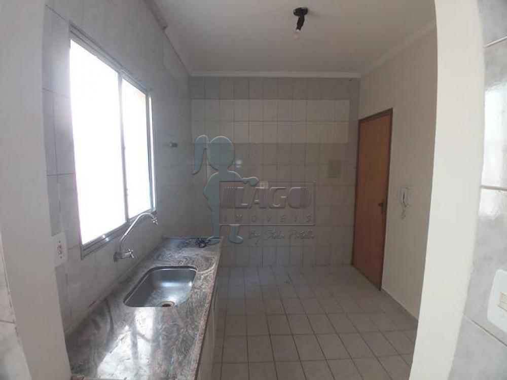 Alugar Apartamentos / Padrão em Ribeirão Preto R$ 1.100,00 - Foto 4