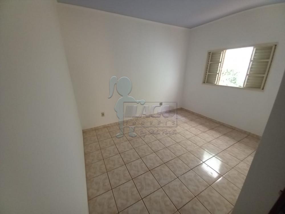 Alugar Casas / Padrão em Ribeirão Preto R$ 1.100,00 - Foto 5