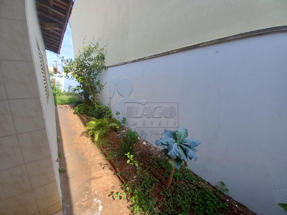 Alugar Casas / Padrão em Ribeirão Preto R$ 1.100,00 - Foto 11