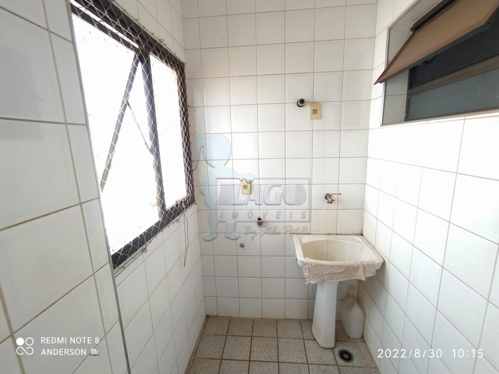 Alugar Apartamentos / Padrão em Ribeirão Preto R$ 1.700,00 - Foto 3