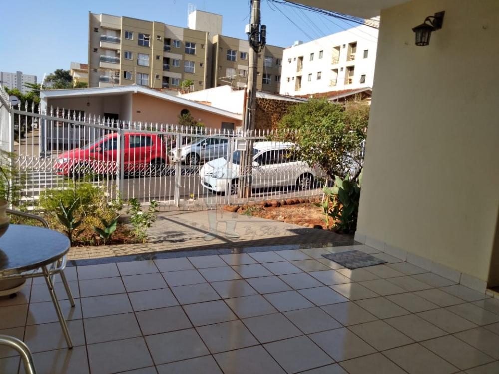 Comprar Casas / Padrão em Ribeirão Preto R$ 550.000,00 - Foto 1