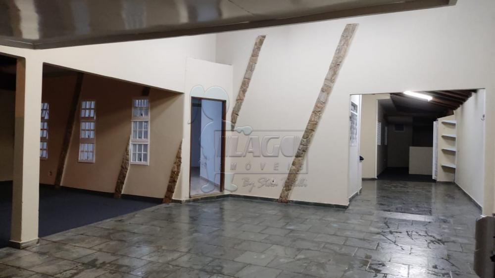 Alugar Casas / Padrão em Ribeirão Preto R$ 1.500,00 - Foto 1